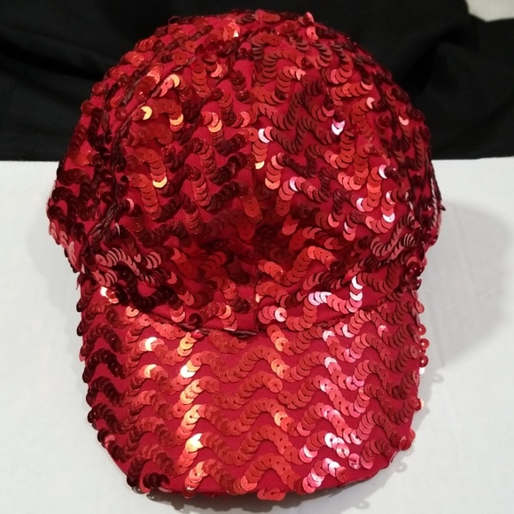 Red Sequin Glamour Hat Cap. - Picture 5 of 8